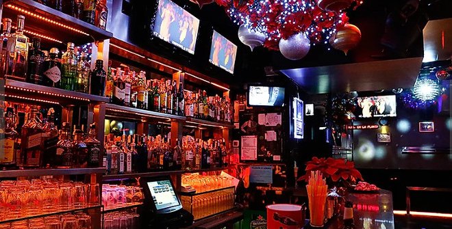 LL Bar interior, Chueca