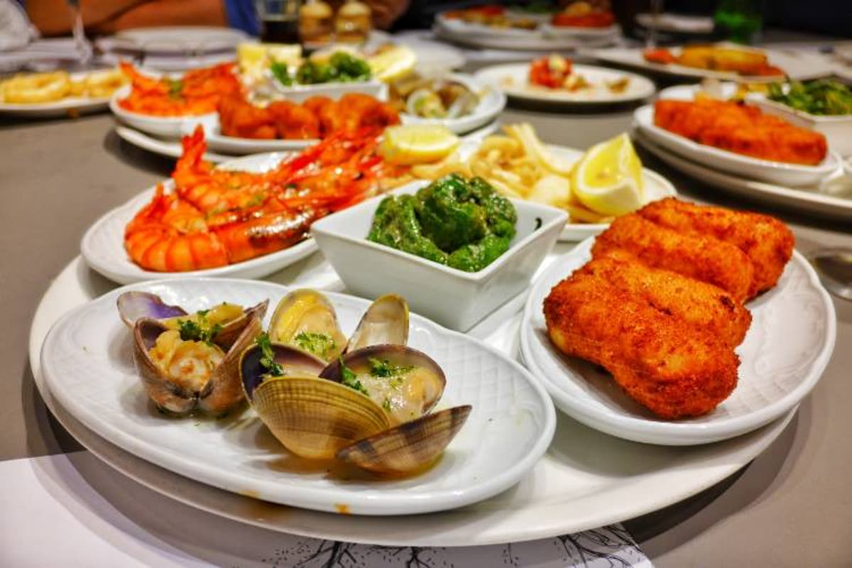 Tapas at Cervecería Catalana