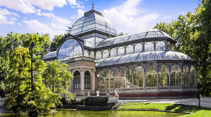 The Crystal Palace glass facade in El Retiro