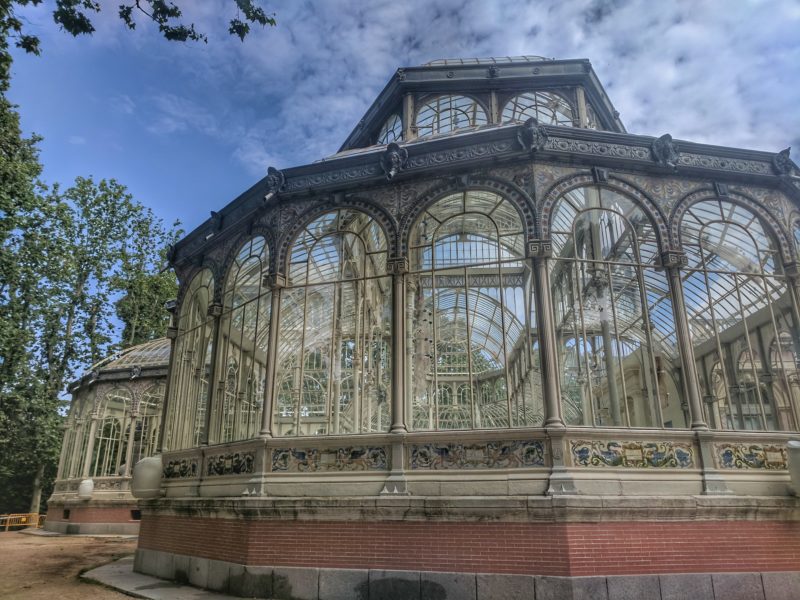 Palacio de Cristal reflected in the lake